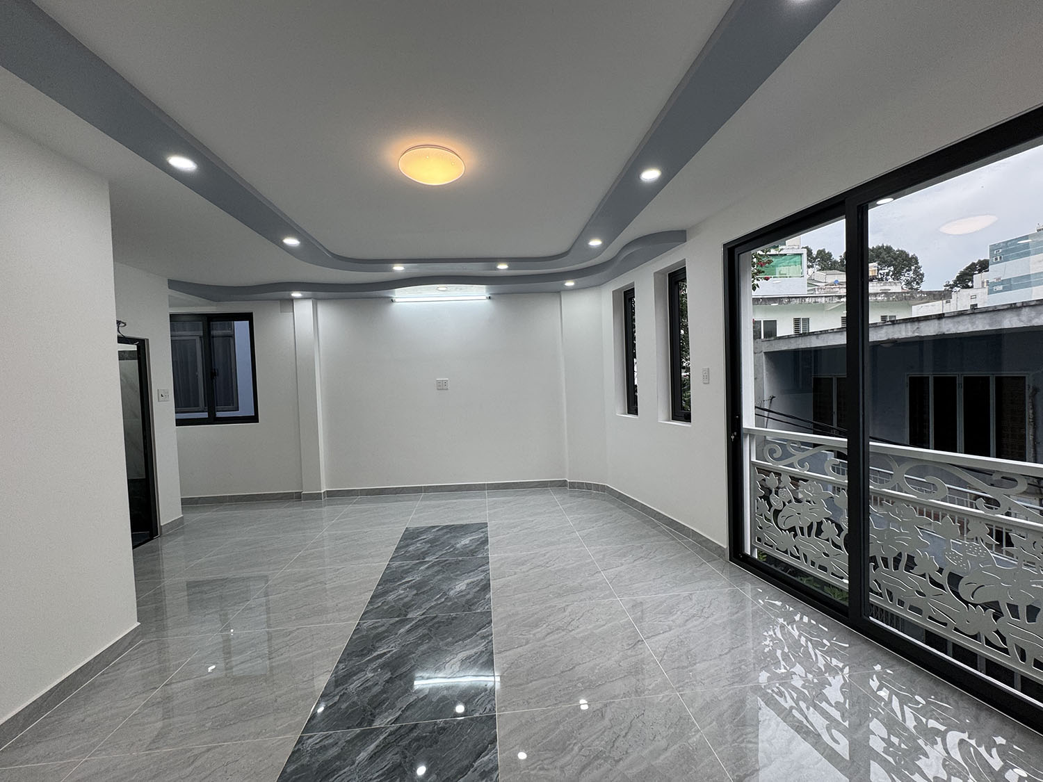 Siêu phẩm Biệt thự mini góc 2 mặt tiền, 3 lầu, xây mới 100%, hẻm đẹp khu cao cấp Lê Văn Sỹ, Quận 3